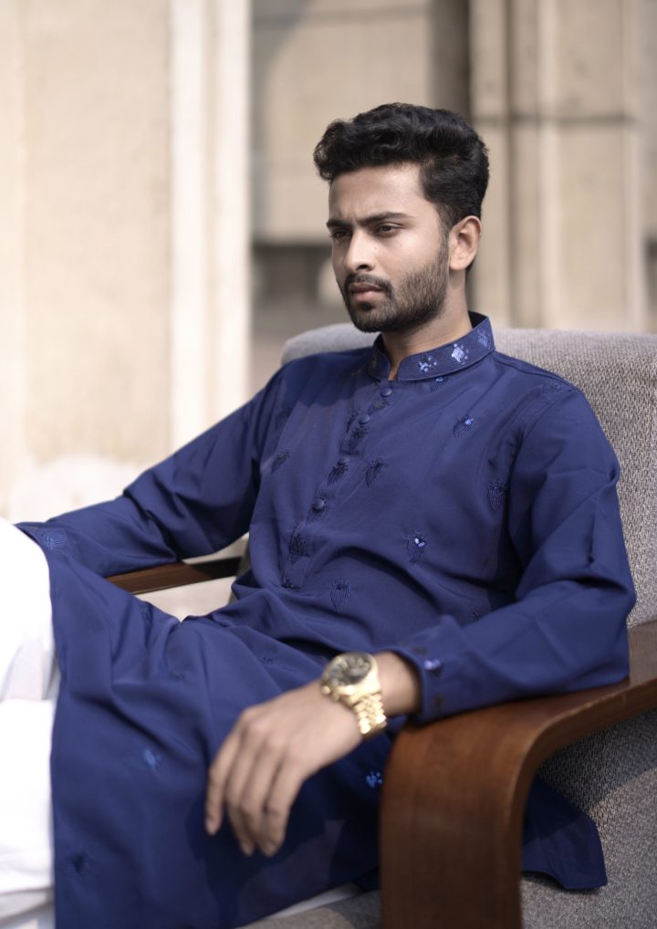 Navy blue All over embroidered Punjabi - Image 3