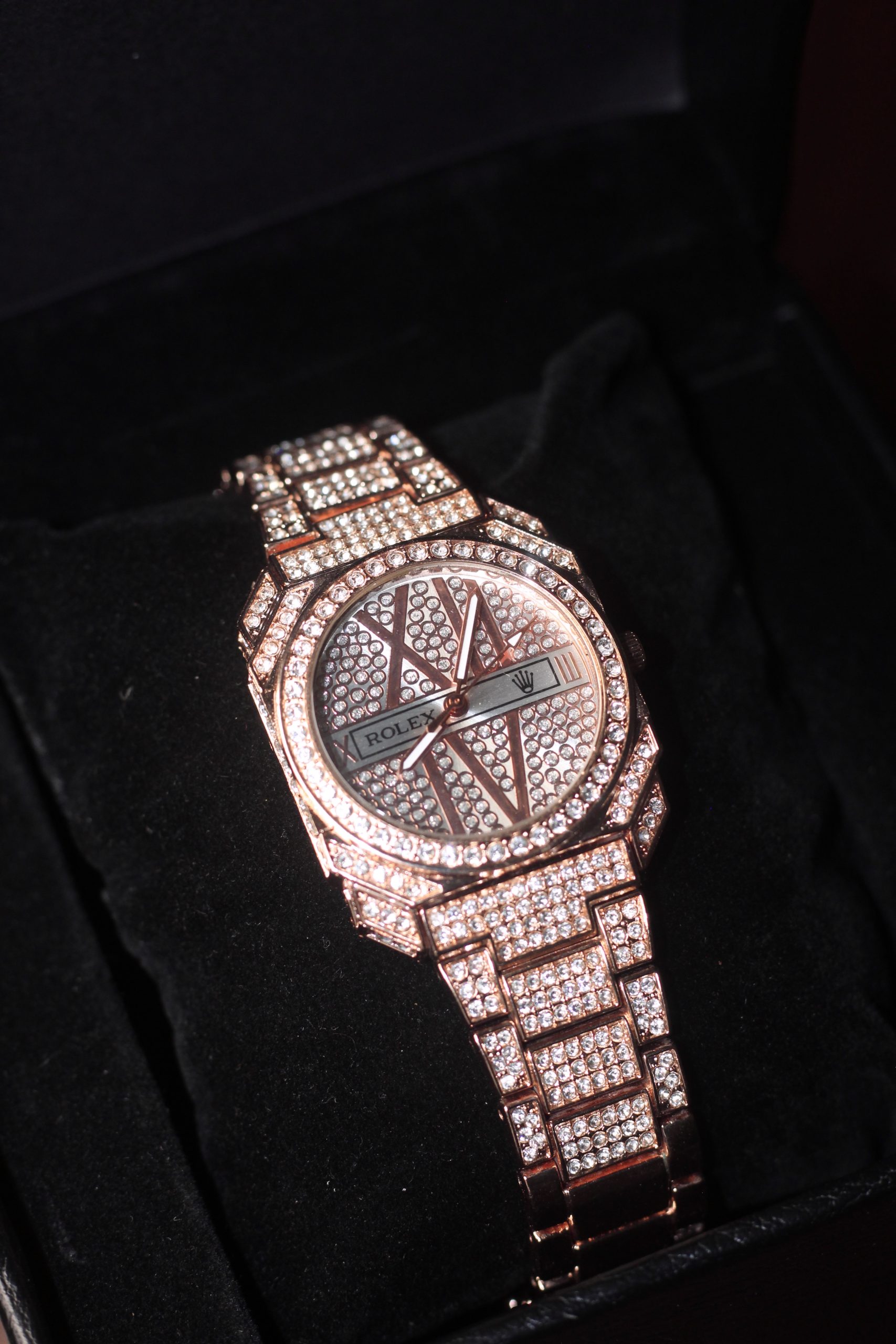 Rolex Rose Gold Blush Diamond Stone Watch - Image 4