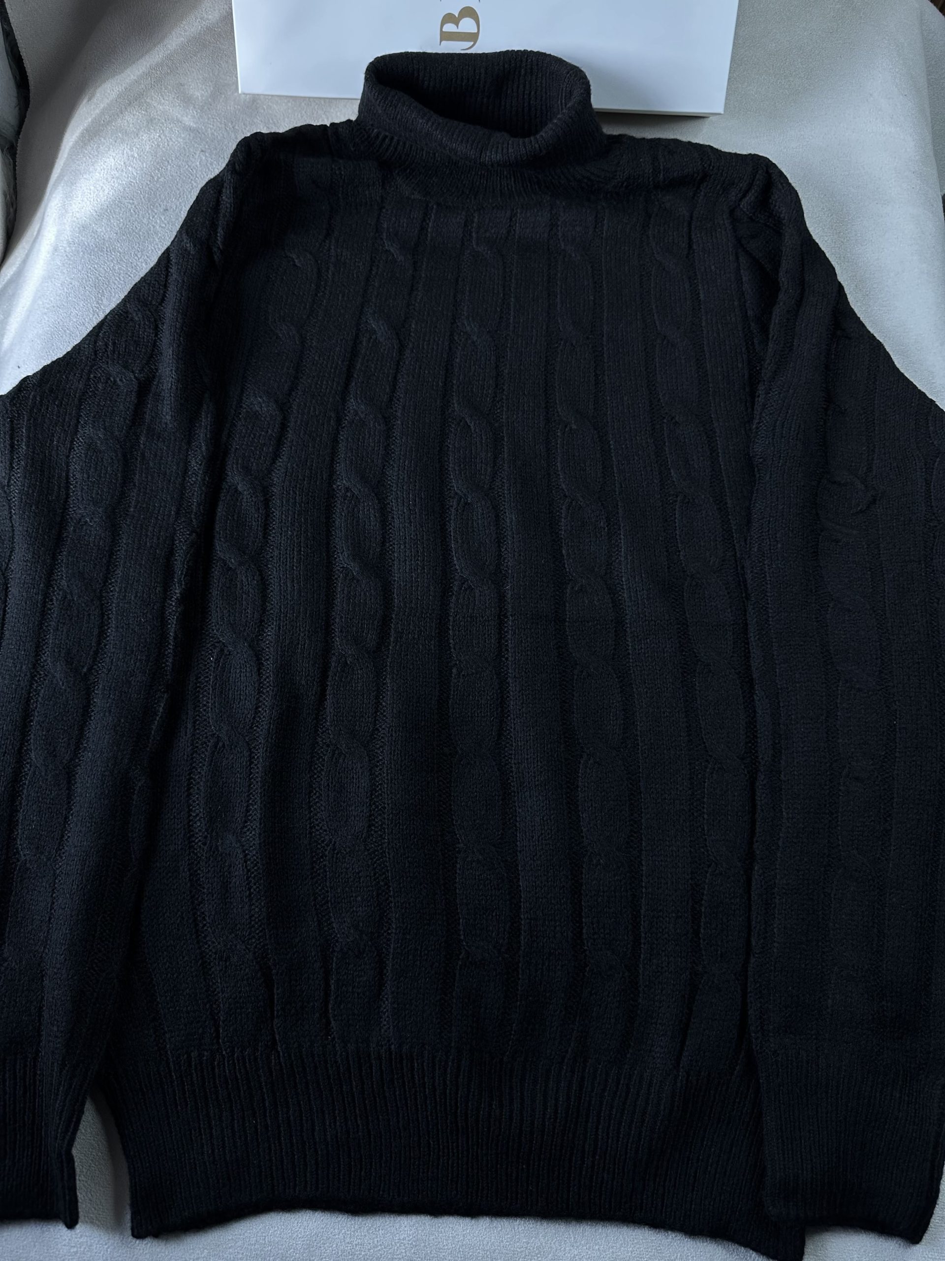Black cable knit turtleneck sweater - Image 4