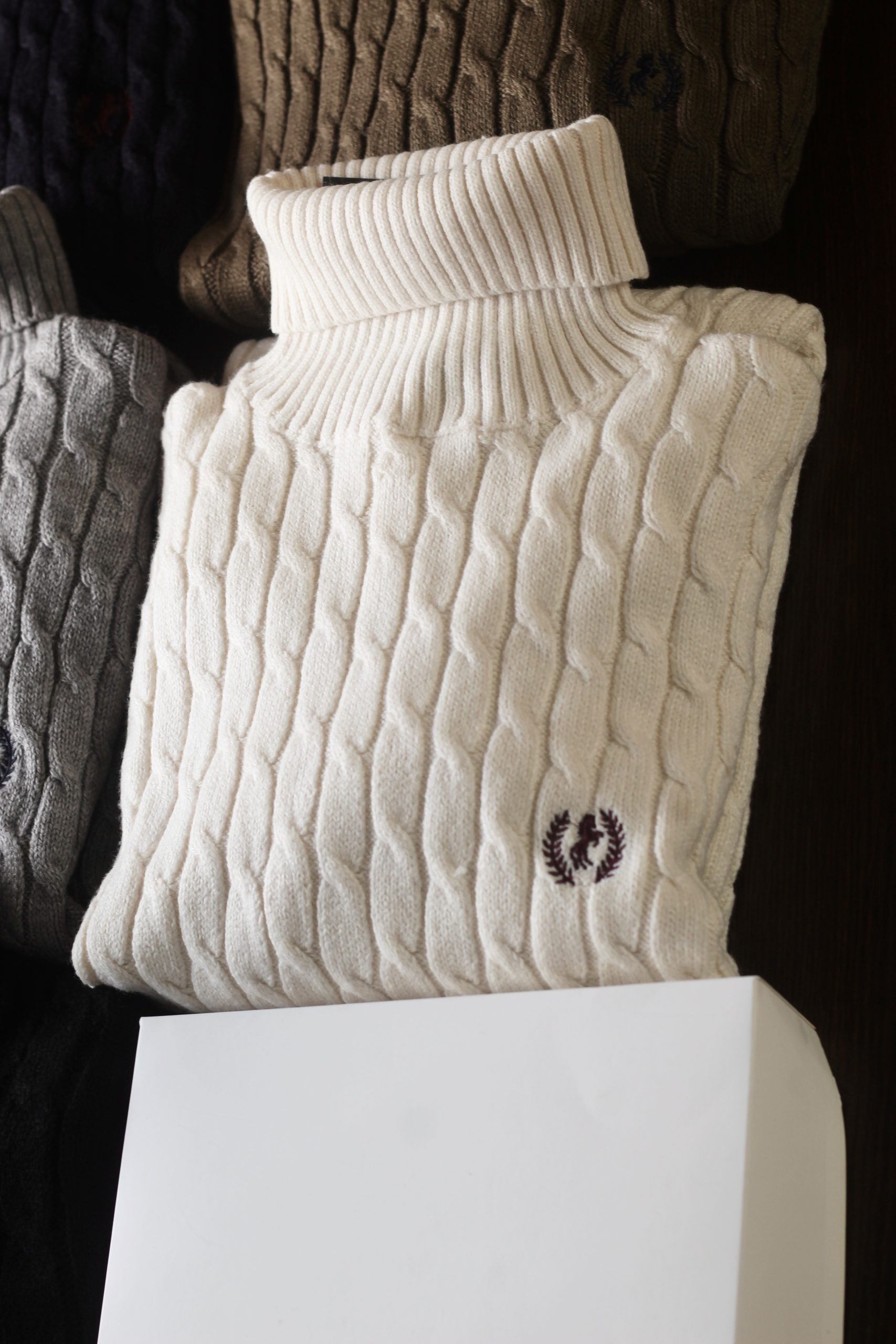 Off white Cable knit Highneck Sweater - Image 2