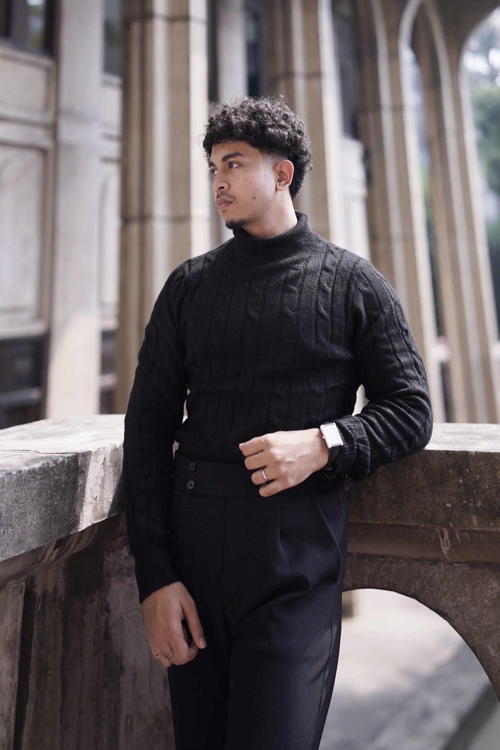 Black cable knit turtleneck sweater - Image 3