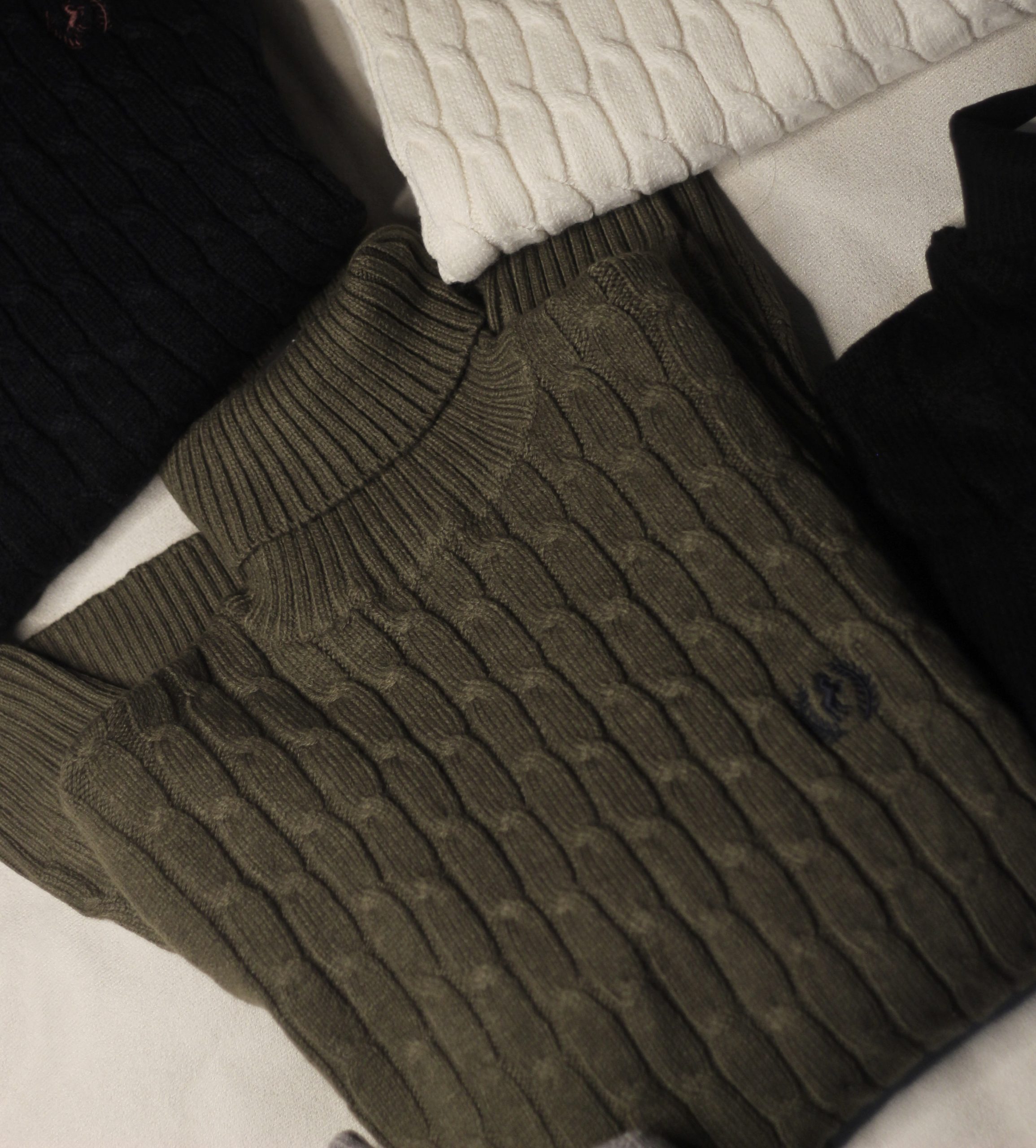 Olive Cable knit Highneck Sweater - Image 4