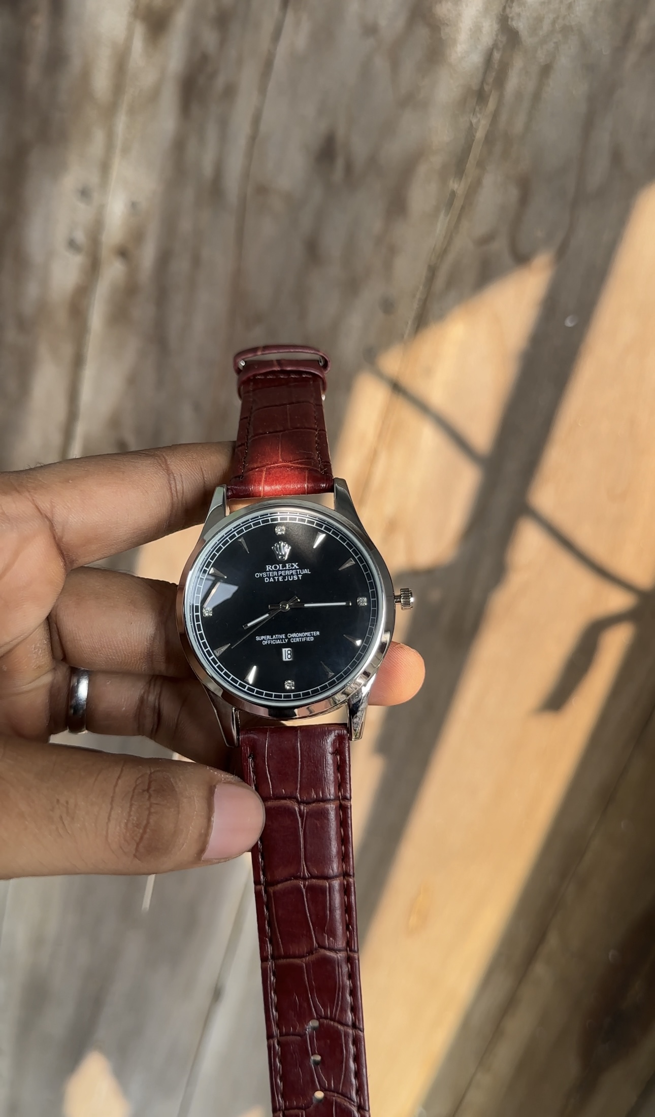 Black & Burgundy Strap  Rolex Oyster - Date Just - Image 2