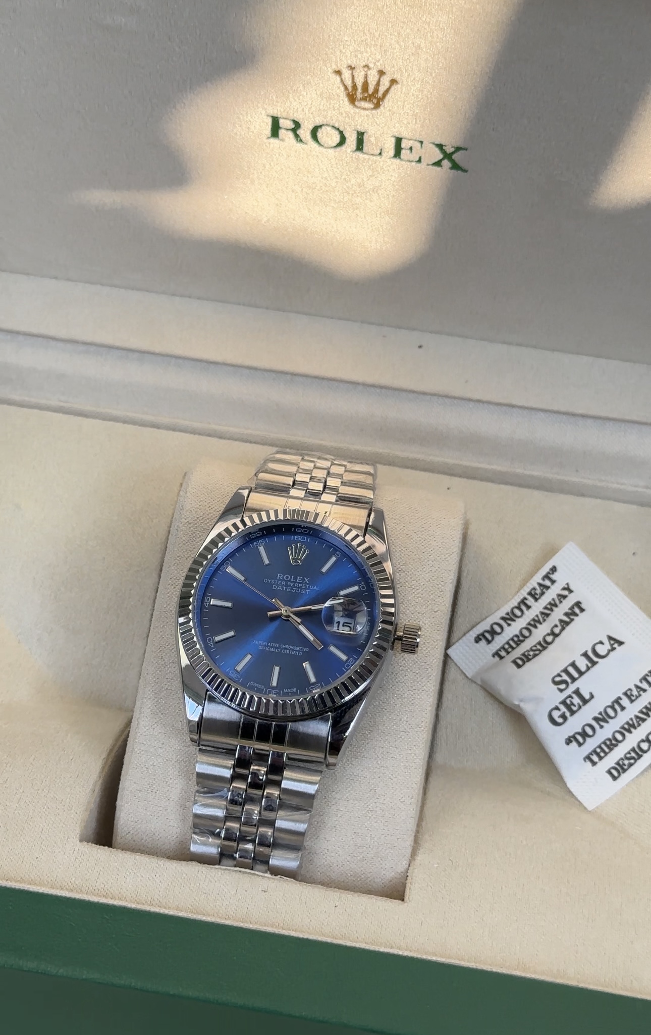 Ladies Ocean Blue Rolex Date just 34mm with original Rolex box