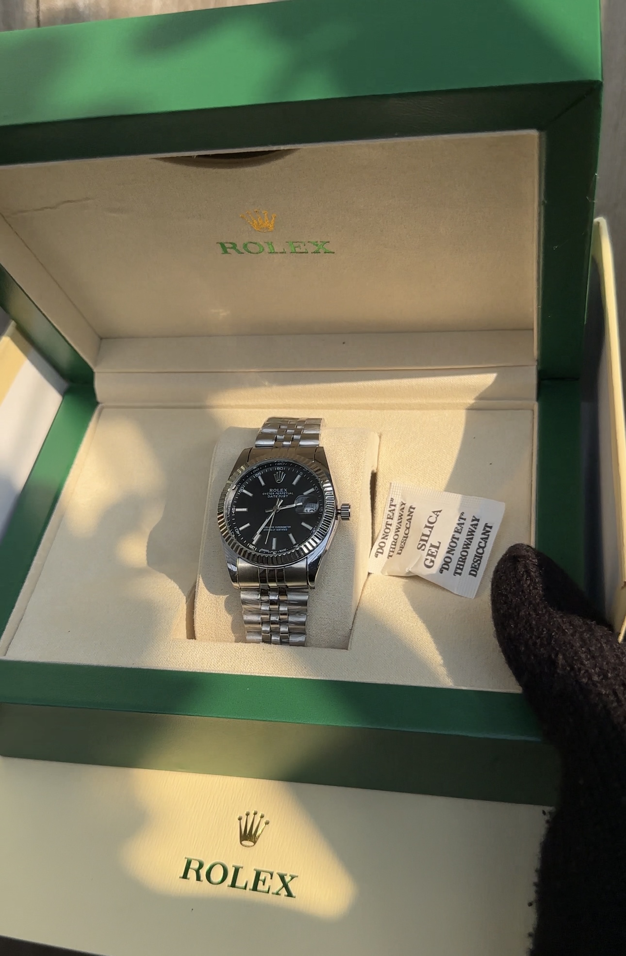 Ladies Black Rolex Date just 34mm with original Rolex box