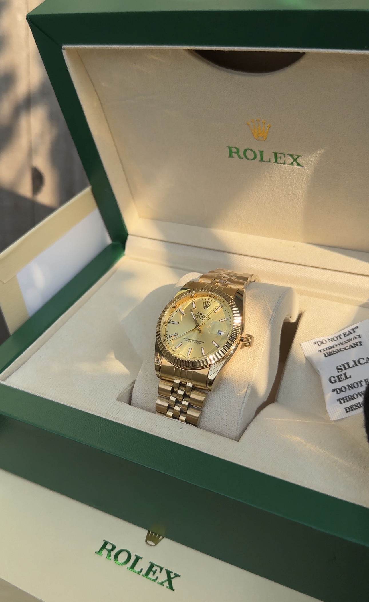 Ladies Golden Hour Date just 34mm with original Rolex box